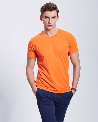 個(gè)性純棉(mian)T恤定制(zhì)